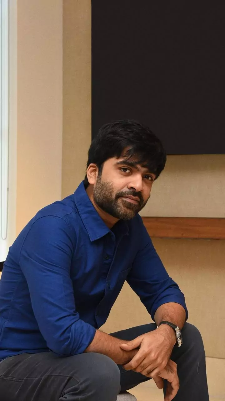 Actor Silambarasan extends support to Vijay, 'Jana Nayagan'