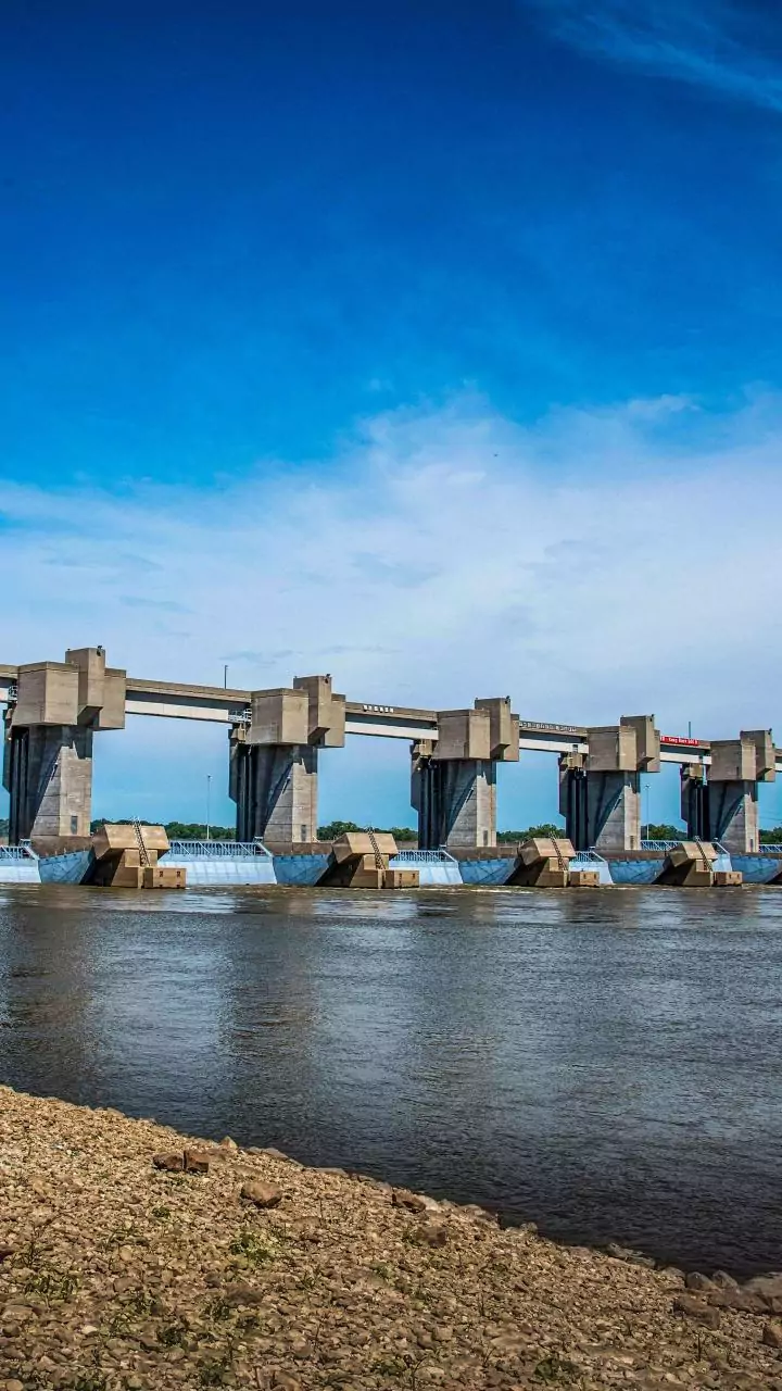 Majhi lays foundation stone for water supply project worth Rs 451 crore in Sambalpur