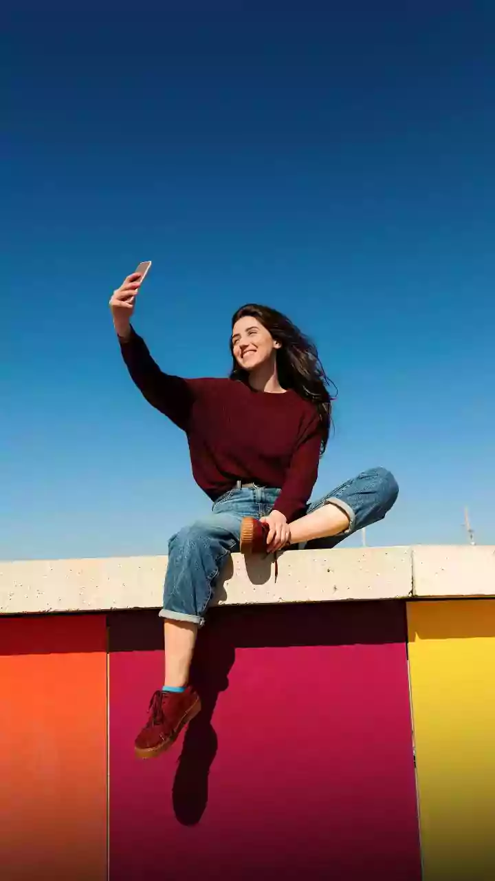 Instagram Instants: Accidental Shares & How to Turn Off This Fleeting Photo Feature