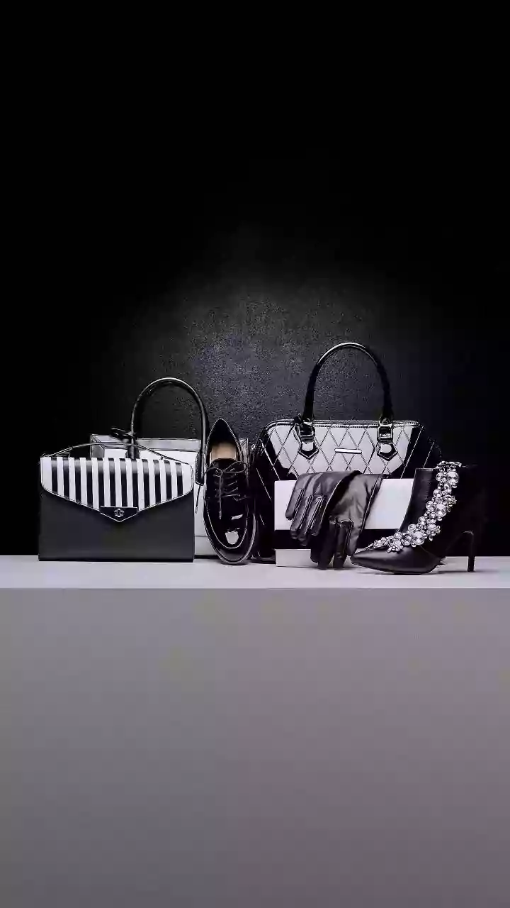 Dior's 'Dracula' Bags: A Spooky Fashion Statement