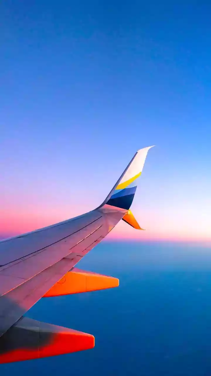 Keep Your Festive Travel Affordable With Better Flight Planning Habits