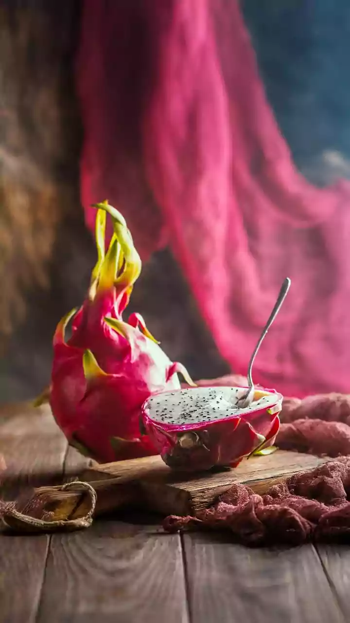 Eating outside today? Cut fruits may be riskier than fresh meals in warm weather