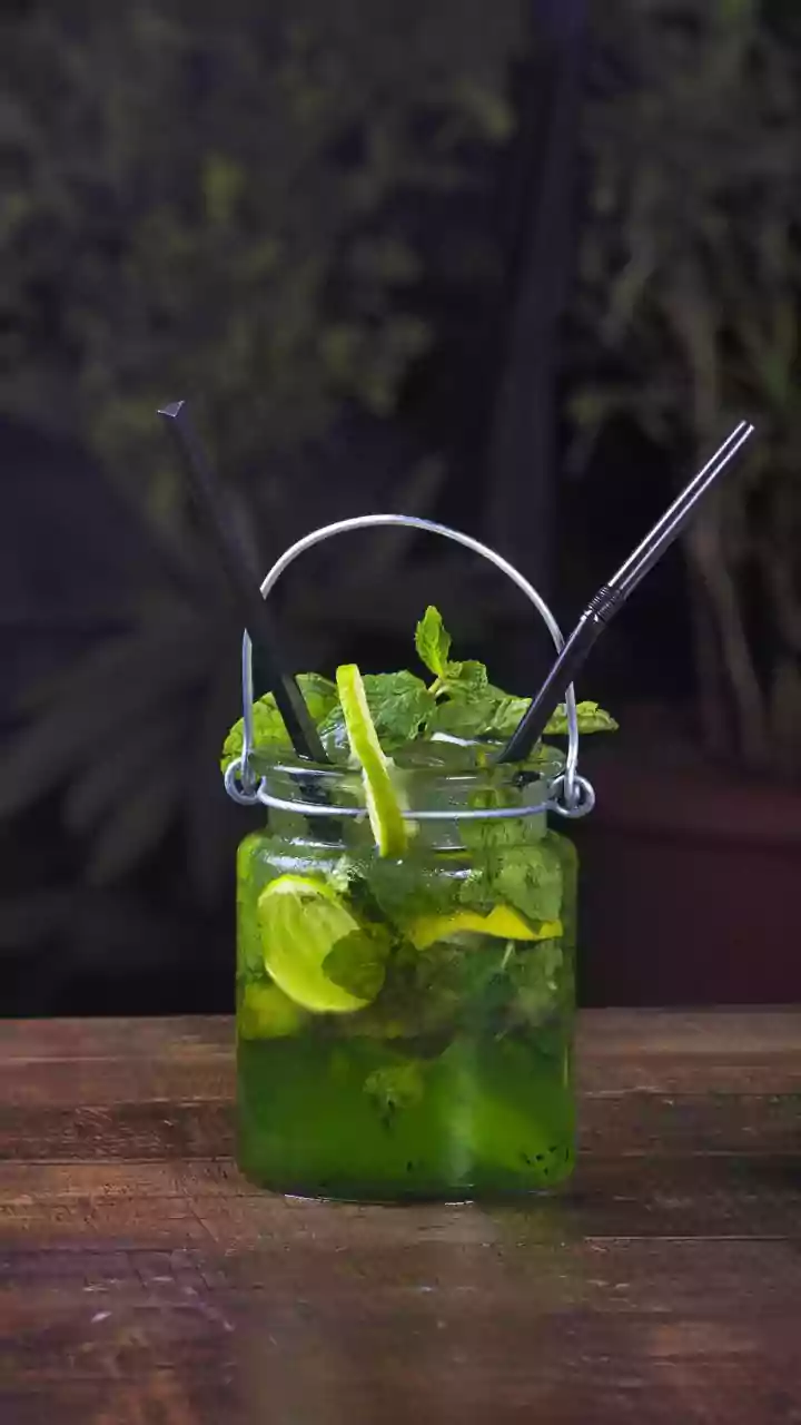 Fielia: Mumbai's Exclusive Aperitivo Bar with a Cinematic Flair by Gauri Khan