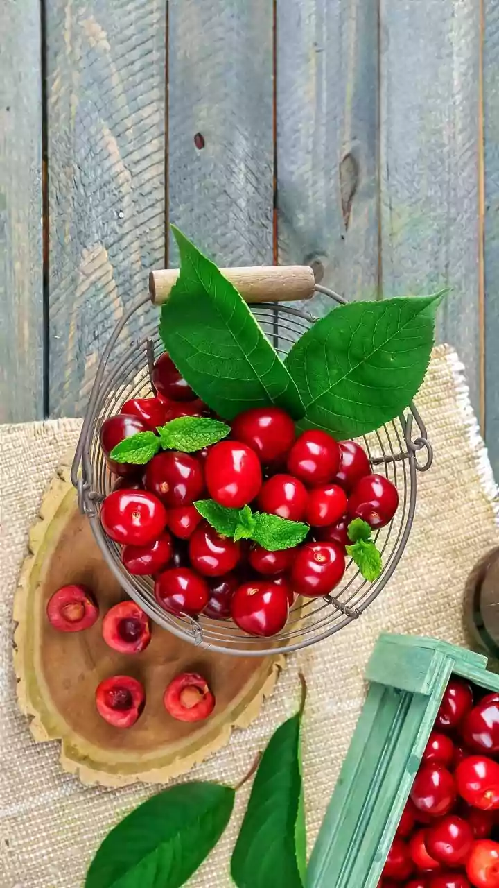 Why Tart Cherry Juice Is Top Natural Remedy For Muscle Recovery And Sleep