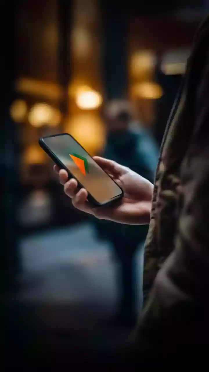 How Urban Smartphone Users Can Block Unseen App Tracking Software Using Simple Privacy Hacks Today