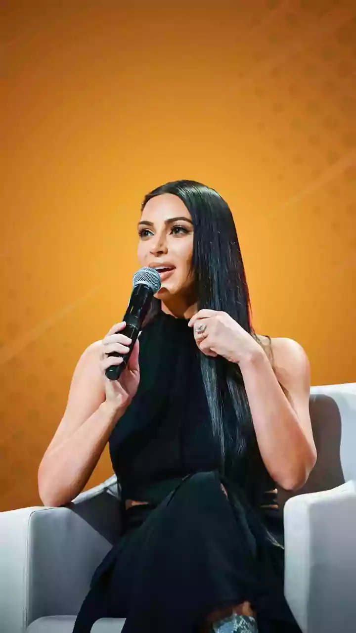 Kim Kardashian awarded just €1 in Paris robbery case
