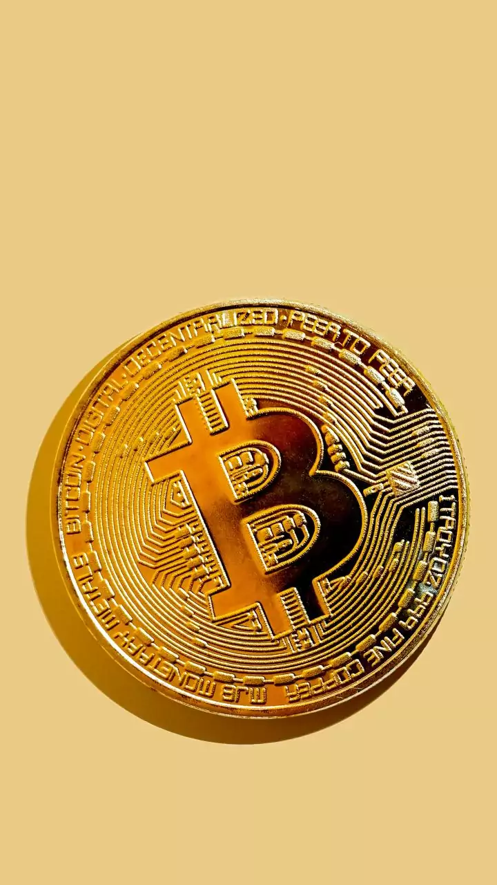 Bitcoin pops above $92K, but Ethereum still stuck under $3,300