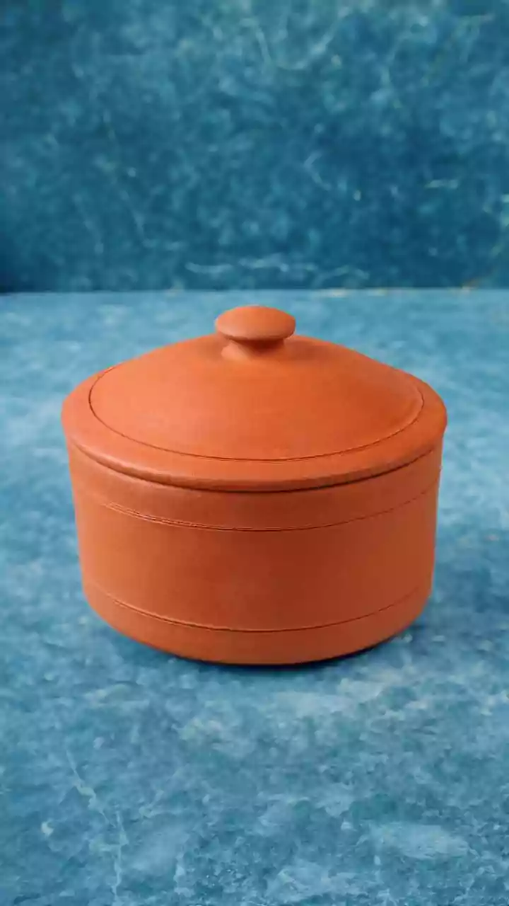 Why Clay Artisans Need More Than One Festive Sales Window