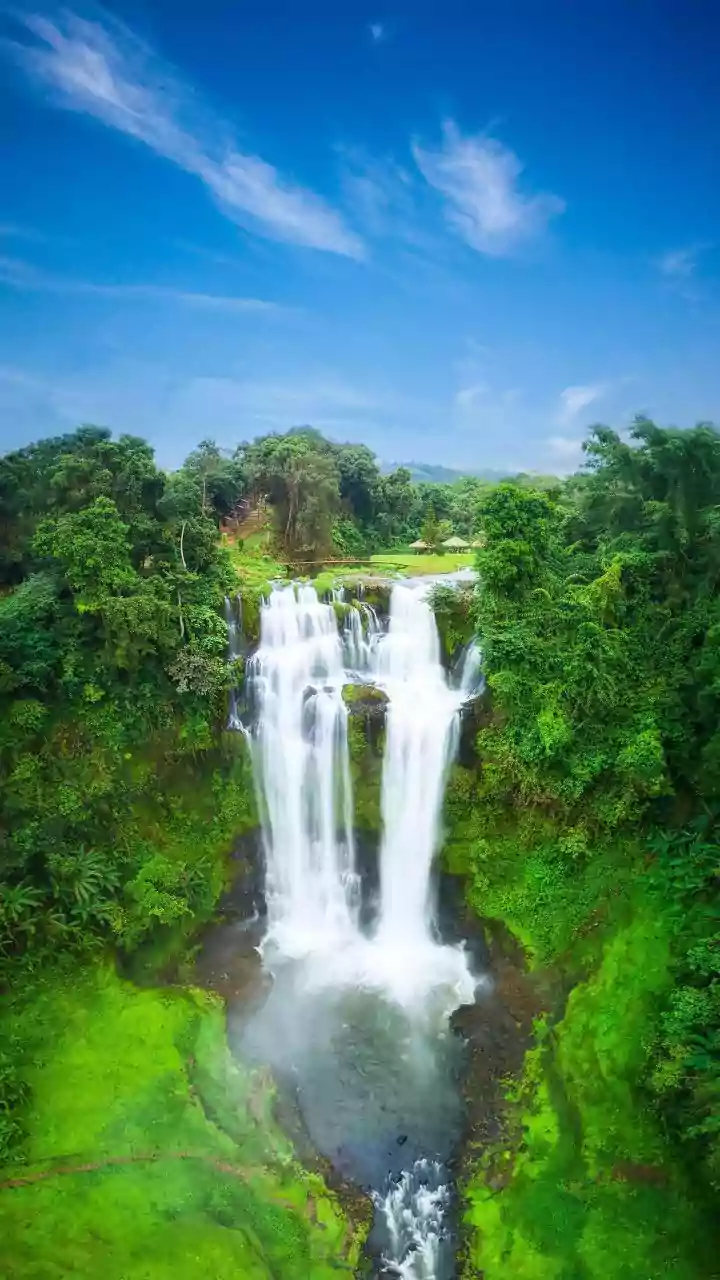 Paradise Found: Unveiling the Coastal Gems near Meghalaya