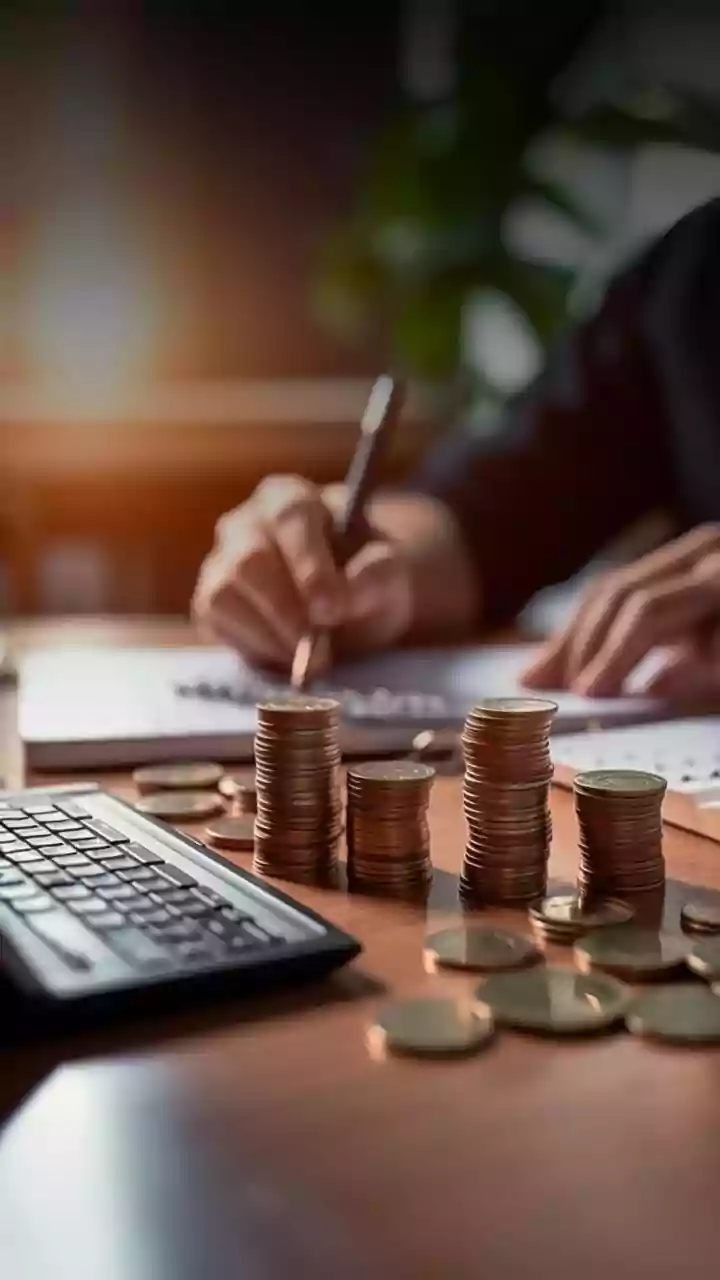 Libra's Financial Wisdom & Relationship Balancing Act: February 6, 2026 Insights