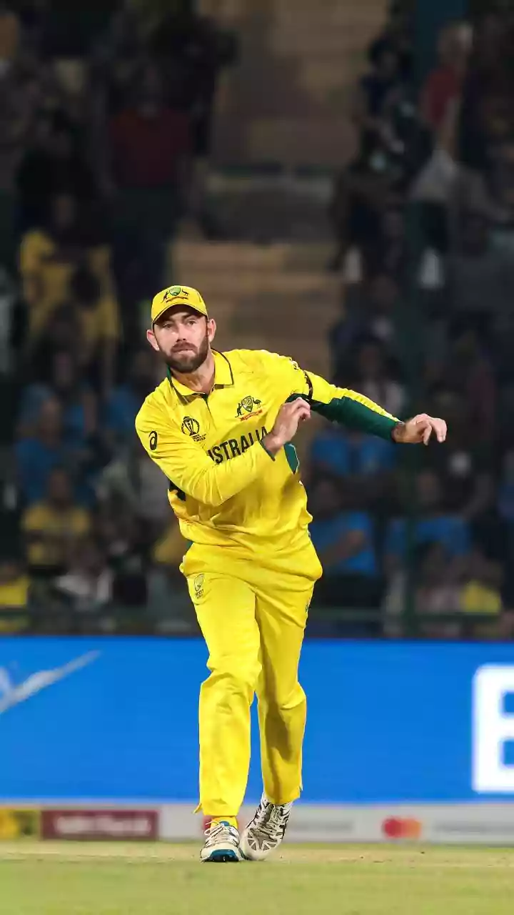 Dropping absolute sitters..: Fans react after Glenn Maxwell spills Abhishek Sharma in 5th T20I in Brisbane