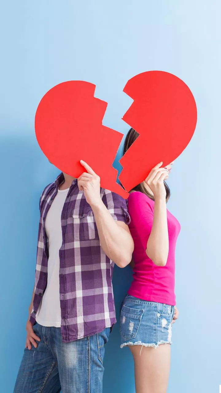 Married person cannot enter into live-in relationship without obtaining divorce: Allahabad HC