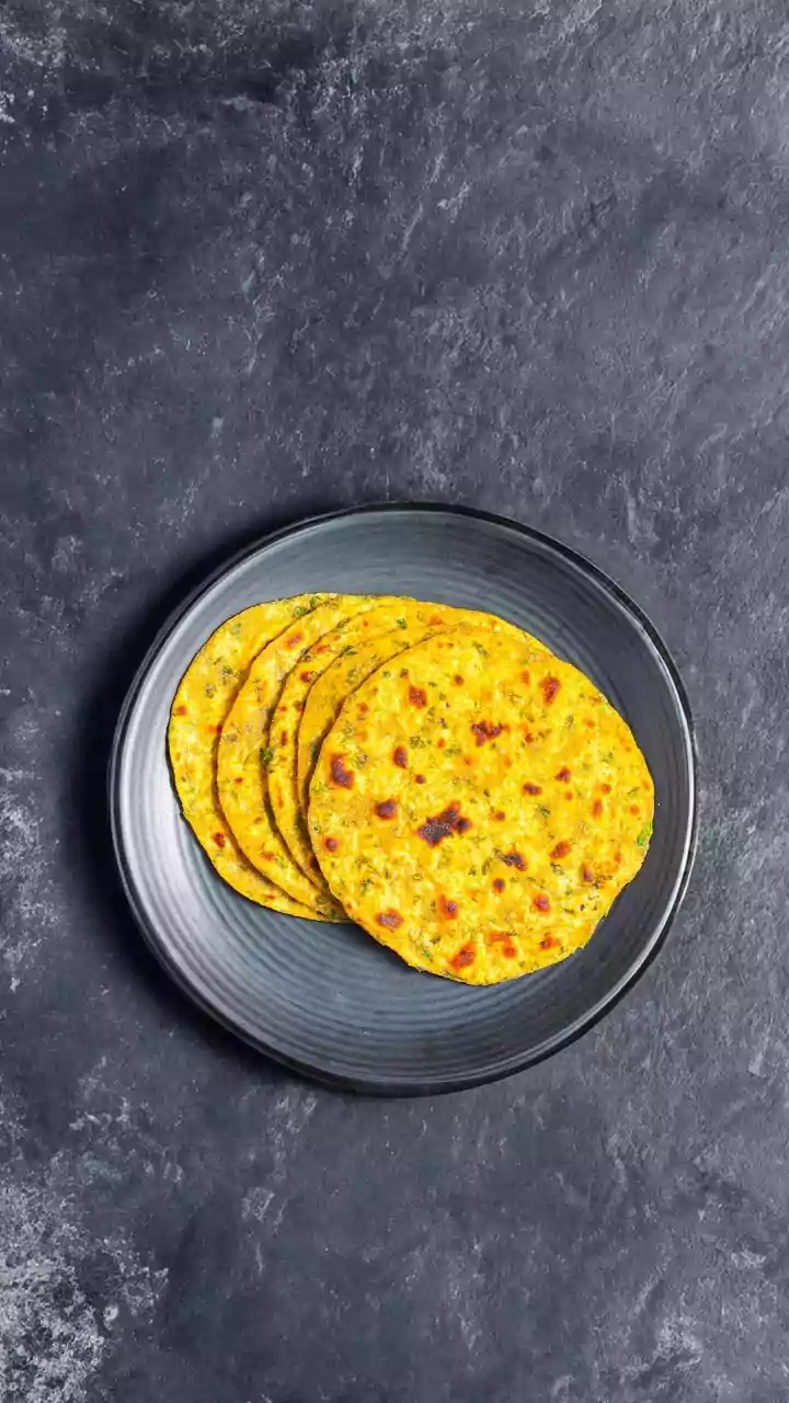 How to make authentic Gujarati thepla with traditional taste