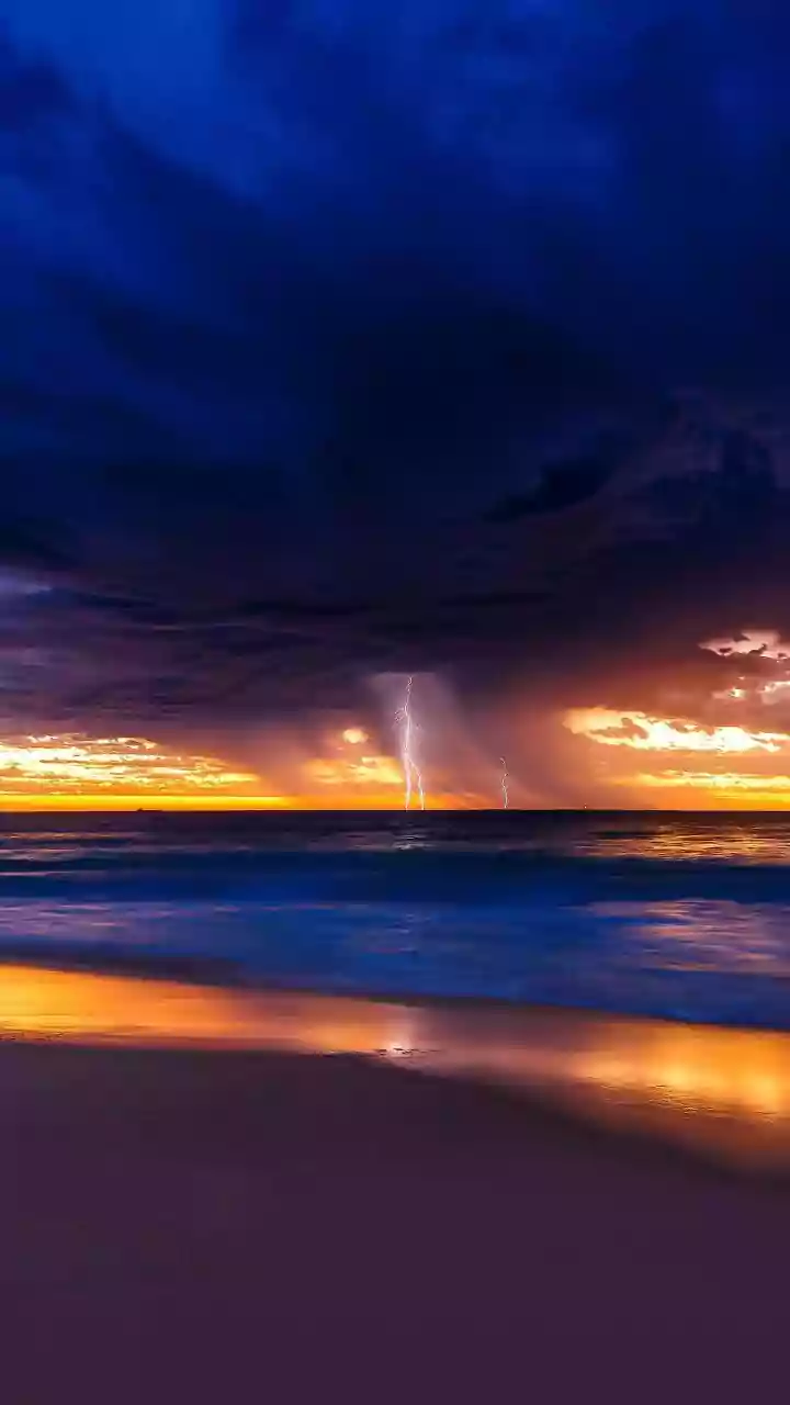 Rainy Beaches Are Beautiful, But Plan Smart