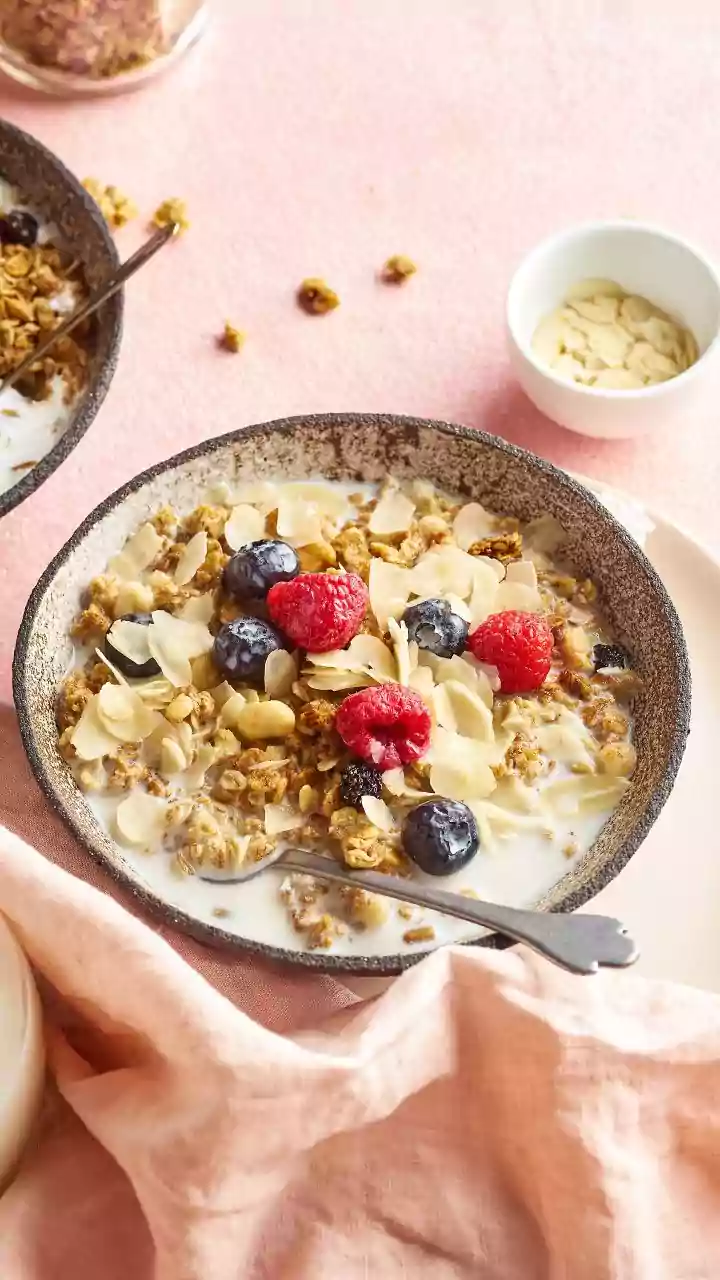 Make your breakfast count with almond muesli