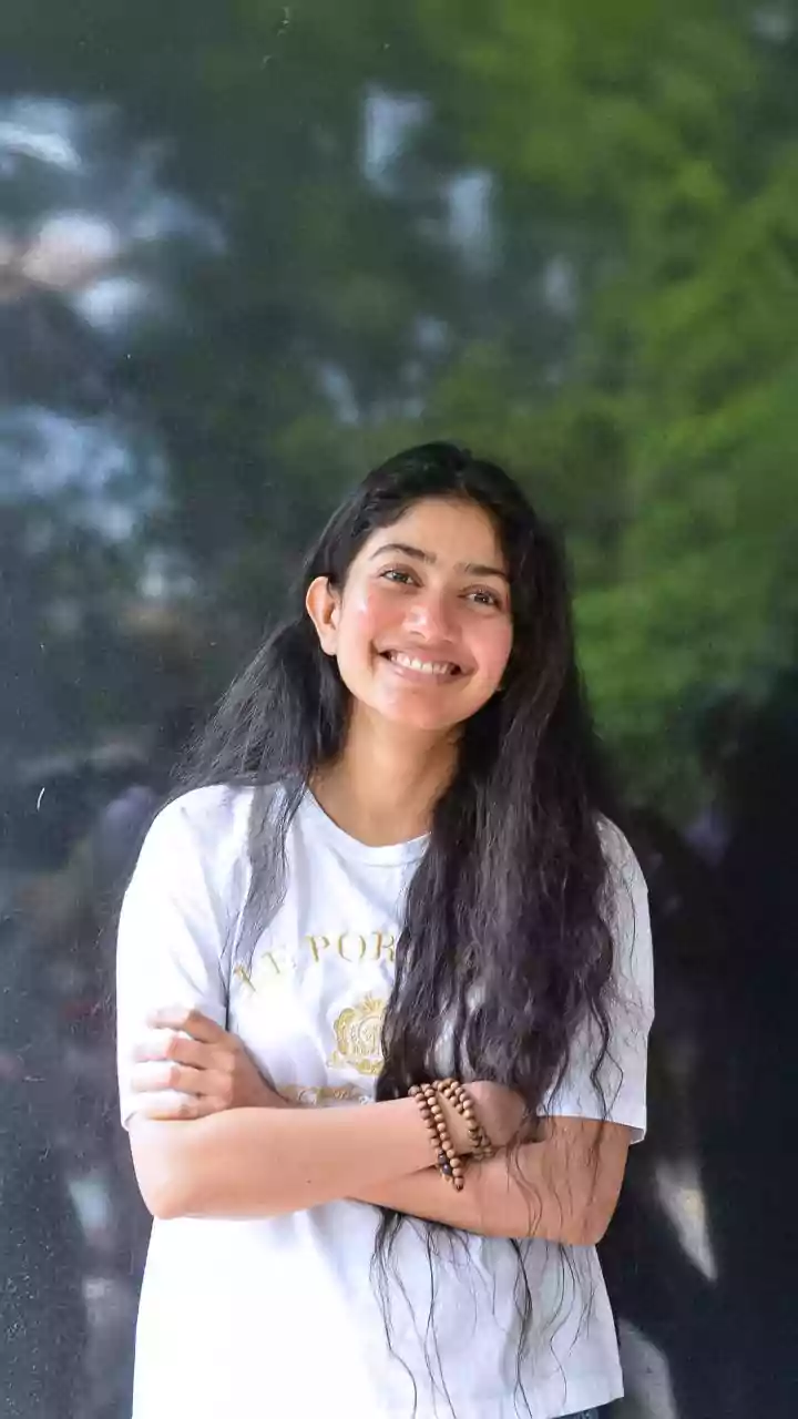 Ramayana's Sita Sai Pallavi Says 'Ravana Is Not All Bad'; Internet Has Mixed Reactions