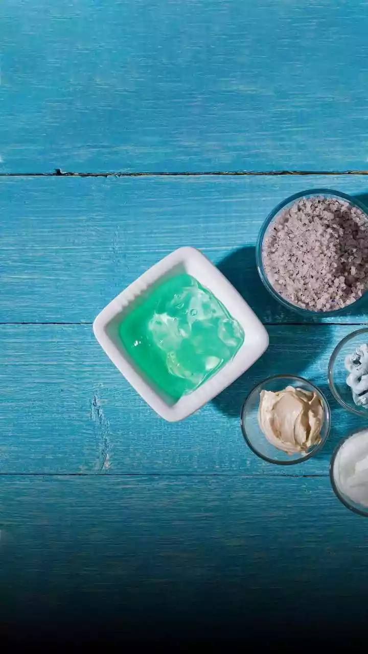 Chega de creme gelado: 7 hidratantes para usar direto no banho (e não passar frio)