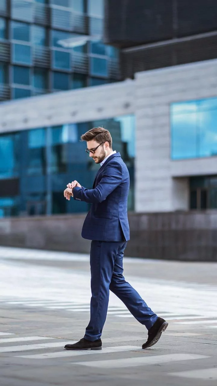 Fresh Study Links Walking Meetings With Improved Creative Performance