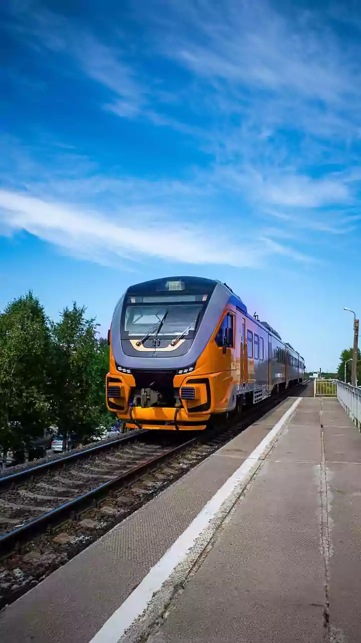 New Amrit Bharat Trains Connect Major Cities: Banaras to Pune & Ayodhya to Mumbai