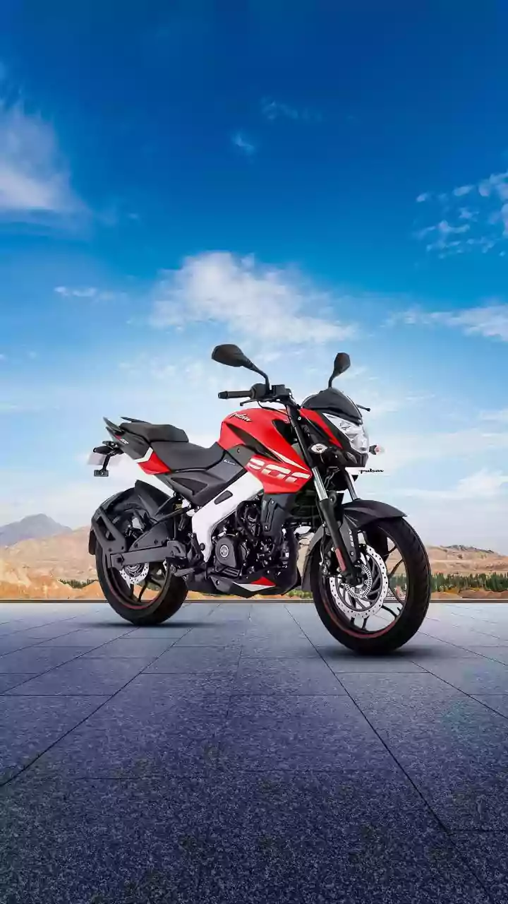 Bajaj Pulsar 150 Update Brings LED Lighting, Fresh Colour Options — Check Price Here