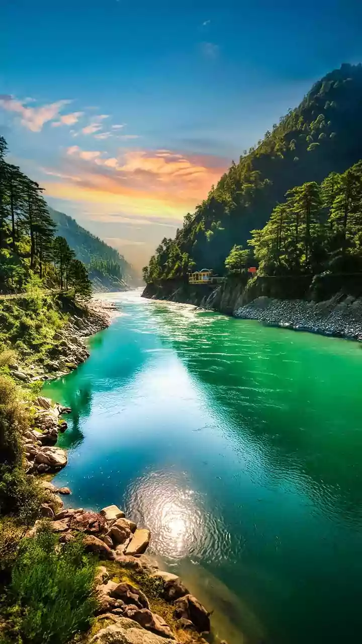 Late-Monsoon Ganges Water Levels: What First-Time Rishikesh Rafters Must Know Before Booking
