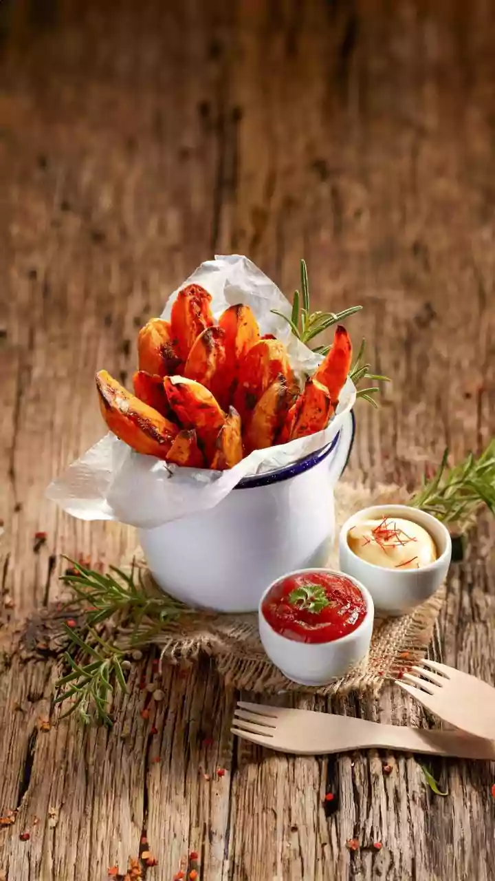 Skin-On Potatoes Give Homemade Wedges More Texture