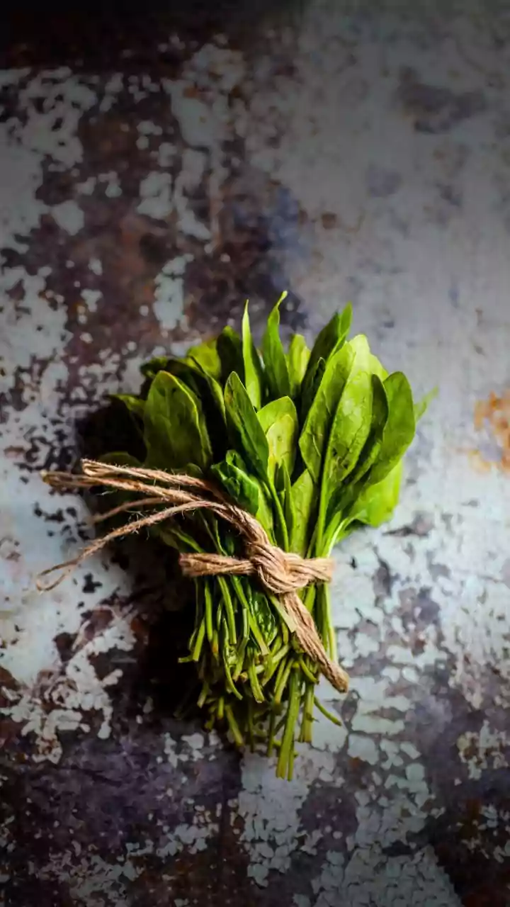 Understanding The Nutrients In Saag: The Role Of Vitamins In Leafy Greens