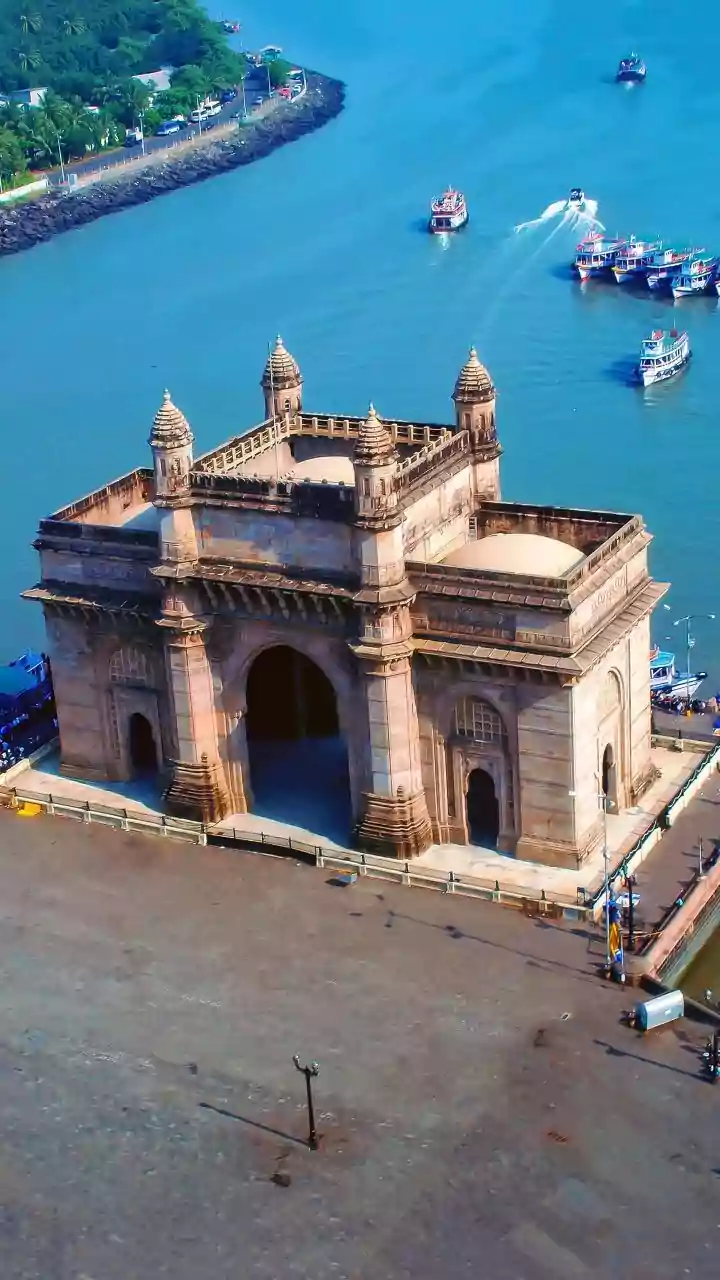 Bombay HC Directs State To Resolve Danda Koliwada Land Dispute, Says Govt Cannot Be ‘Mute Spectator’