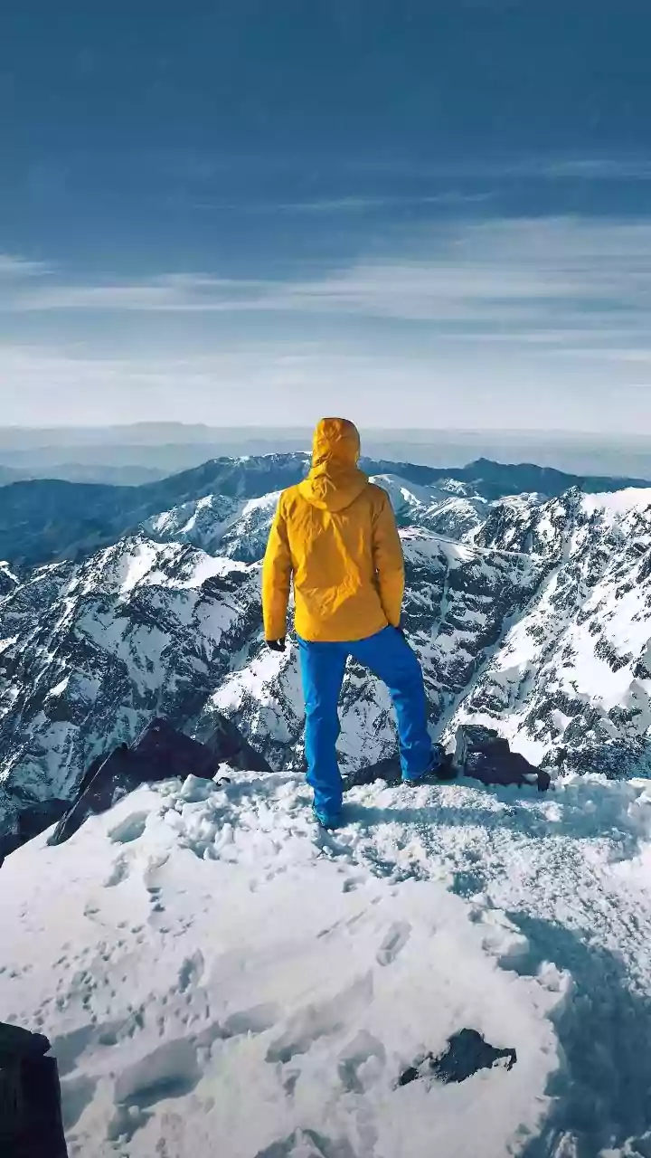 Stay Stylish: The Best Winter Jackets for Men