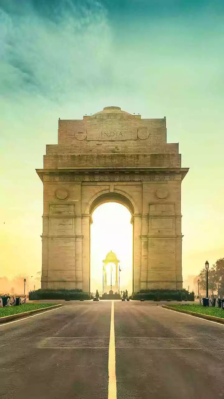 Over 11,700 Vehicles Fined, Water Sprinkling Across Delhi As Govt Steps Up Anti-Pollution Drive