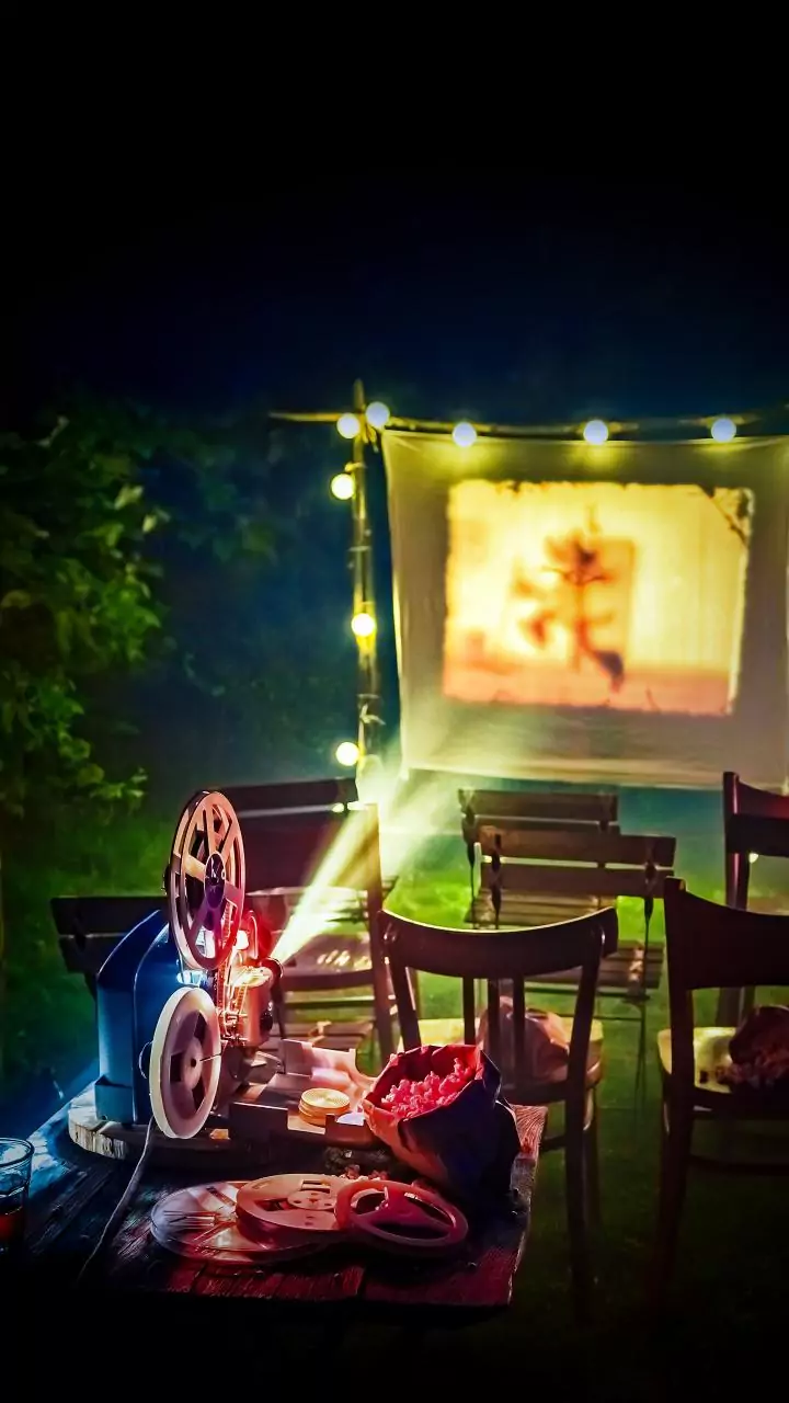 Why romantic Christmas comedies surge in winter