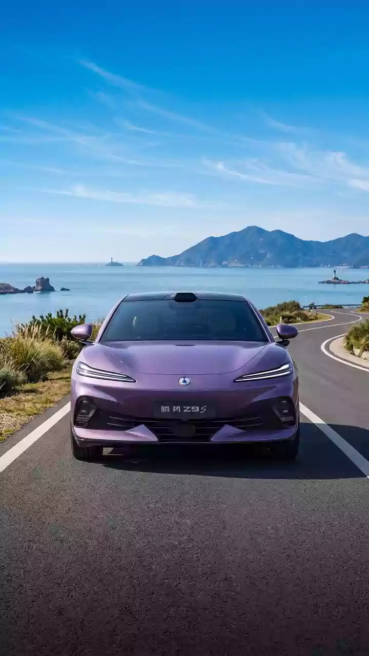 BYD revela sedã elétrico Denza Z9S com 1.194 cv e tração integral