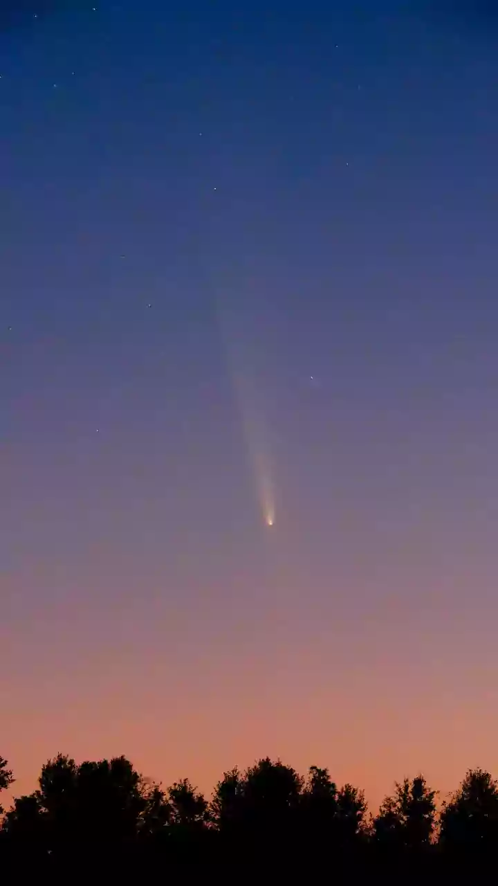 How Stargazers In India Can Spot Peak Shooting Stars Away From City Lights