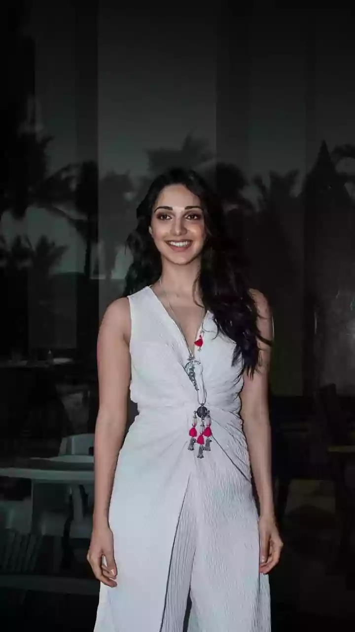 Kiara Advani's Glowing Skin Secret: The 3-Step DIY Mask!