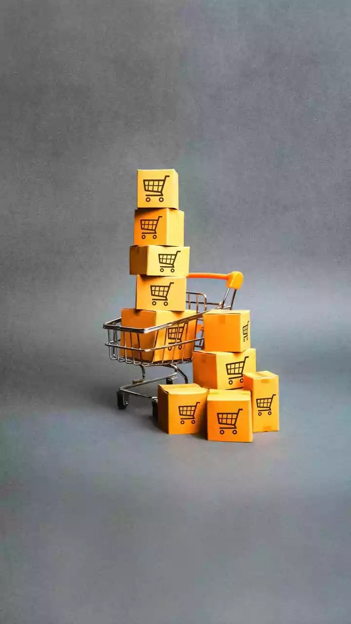 Blinkit, Zomato, Amazon Gig Workers To Go On Strike In India On December 31 To Protest Falling Incomes; Ask For Ban Of 10-Minute Delivery