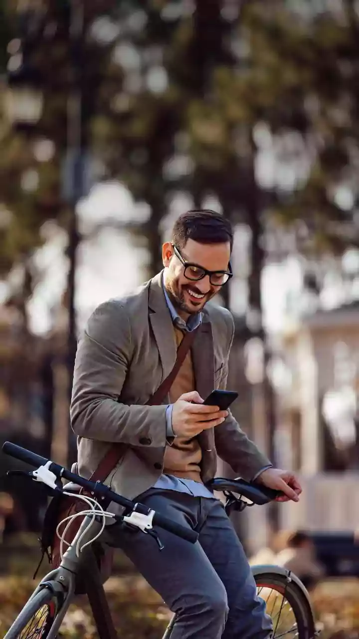 Lifestyle Upgrades Feel Easier When Savings Rise at the Same Time