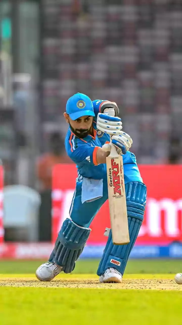 How did Virat Kohli perform in his last Vijay Hazare Match? Who were his Delhi Teammates?