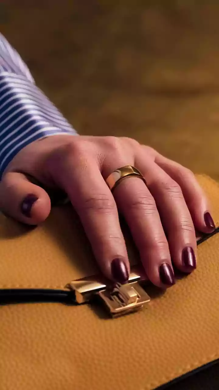 Unveiling the Hottest Dark Red Nail Polishes