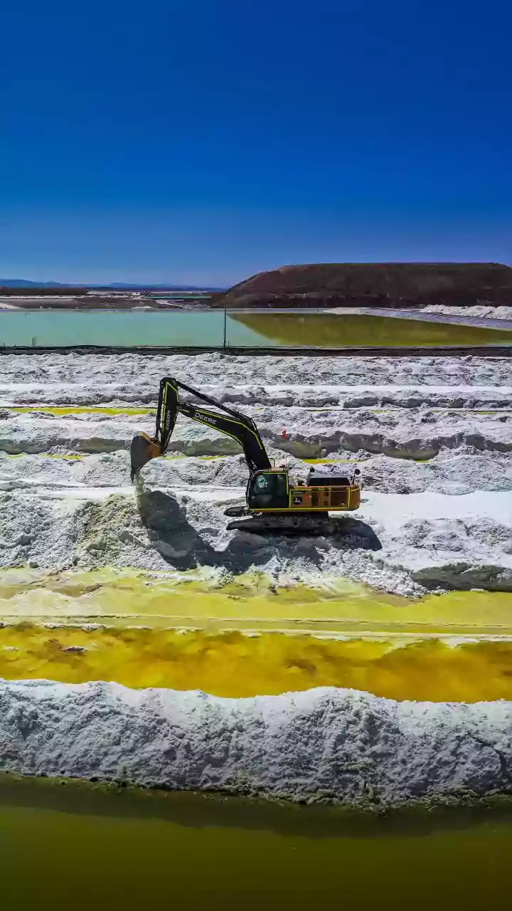 MIT scientists develop ammonium fluoride process for hard-rock lithium extraction