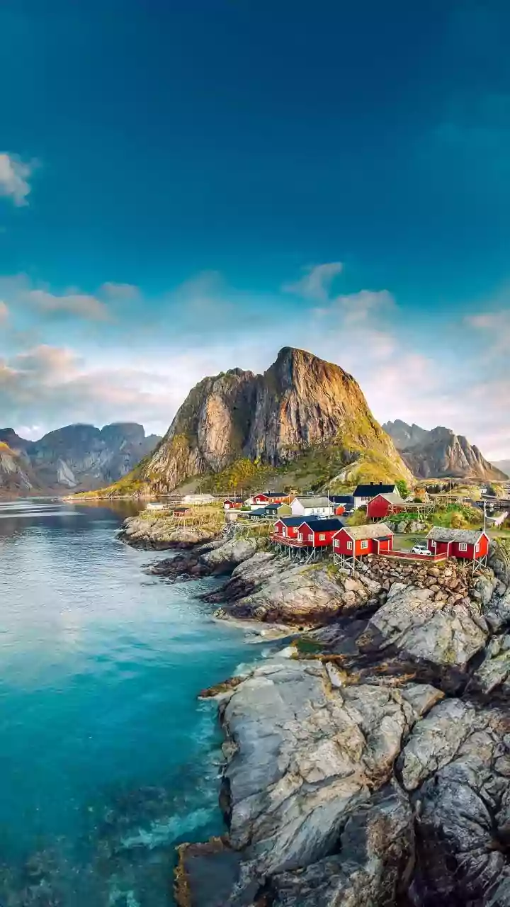 From Starmer to Macron: European leaders fume over Trump's Greenland Tariffs