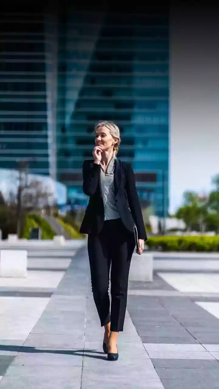 Desk Workers Enhance Daily Focus And Endurance Through Zone-2 Brisk Walking Workouts