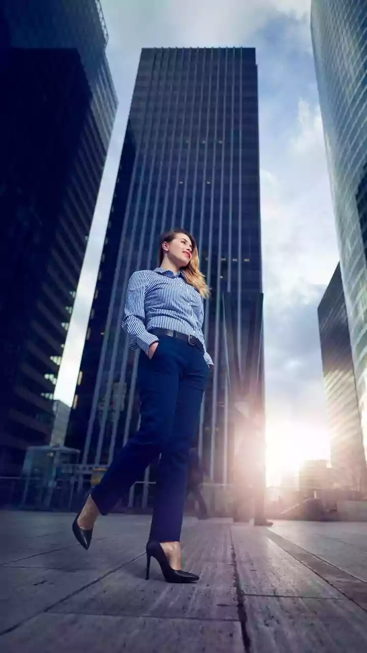 Navigating Office Dynamics: Entry-Level Guide To Setting Professional Boundaries Stress-Free