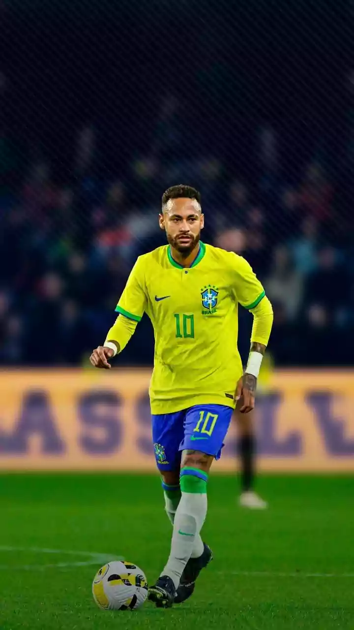 Neymar aparece em pré-lista da Copa, mas Estêvão deve ficar fora do Mundial