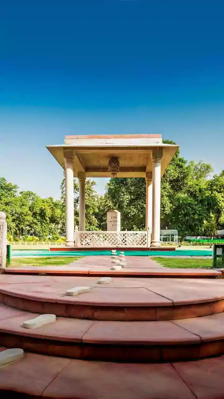 How the New Amrit Bharat Service Could Change Delhi-Gorakhpur Travel