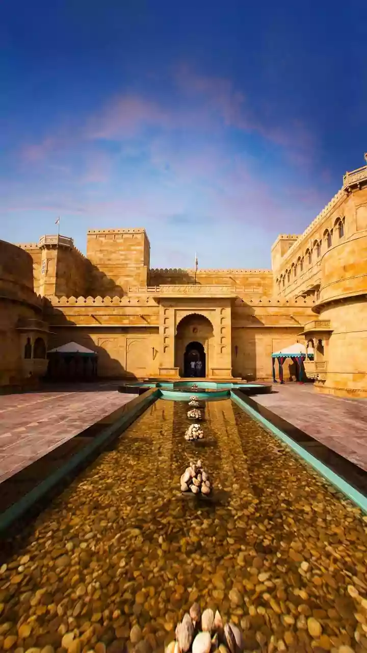 Monsoon palaces in Mandu offer budget weekend getaways for Indore and Bhopal residents