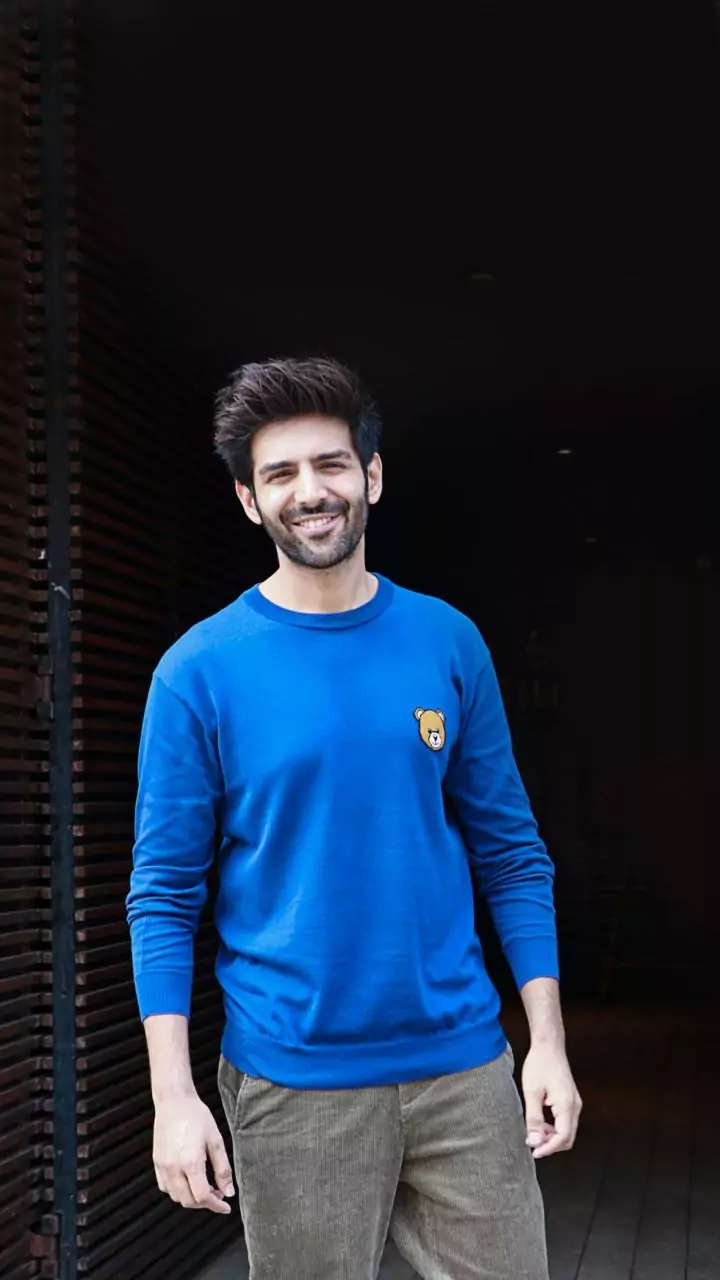 'Crazy, mad person': Chandni Bhabhda on Kartik's work ethic