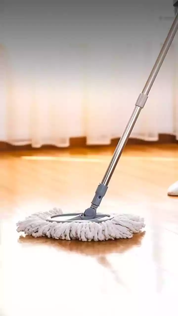 Do Not Spray Floor Cleaner near Pet Food or Bedding