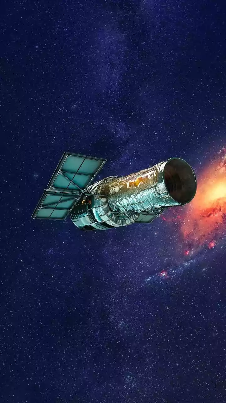 High Tech Telescopes Capture Neutron Stars Spinning 600 Times Daily