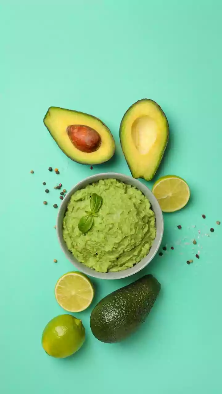 9 Delicious Avocado Dishes from Across the Globe!