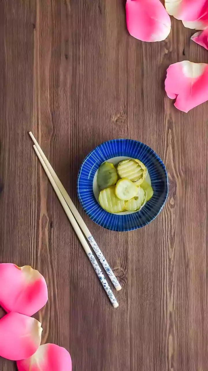 Revitalising Japanese Summer Bowls: Zaru Soba & Sunomono in Under 20 Mins